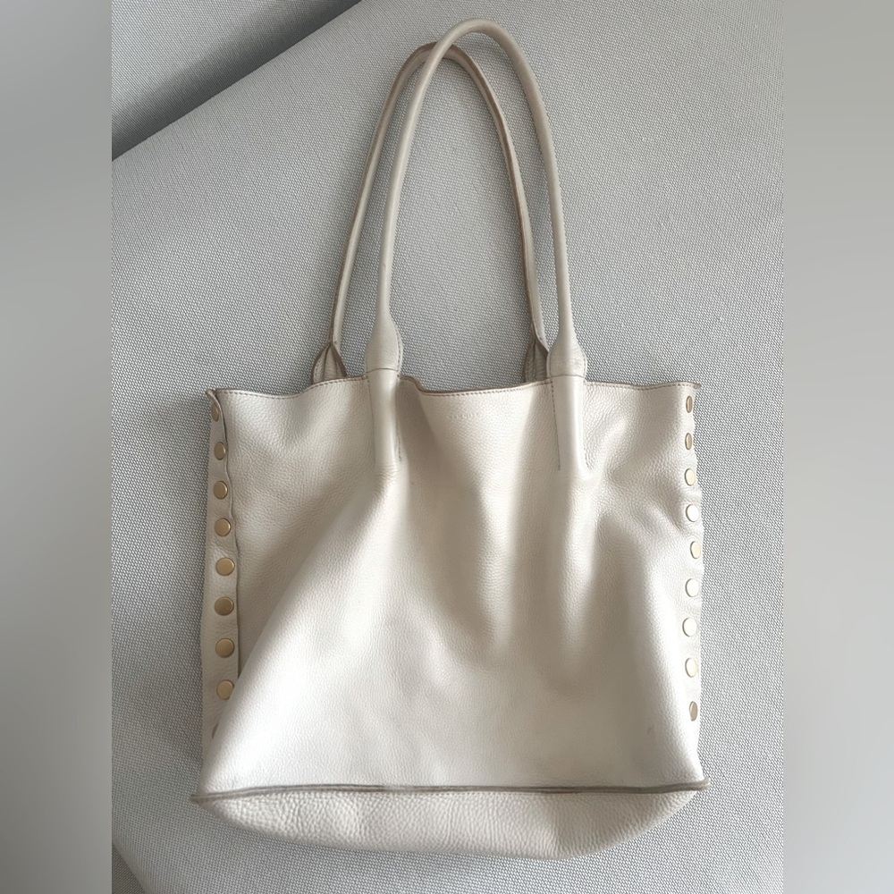 Hammit White Tote Leather Handbag with brushed Gold